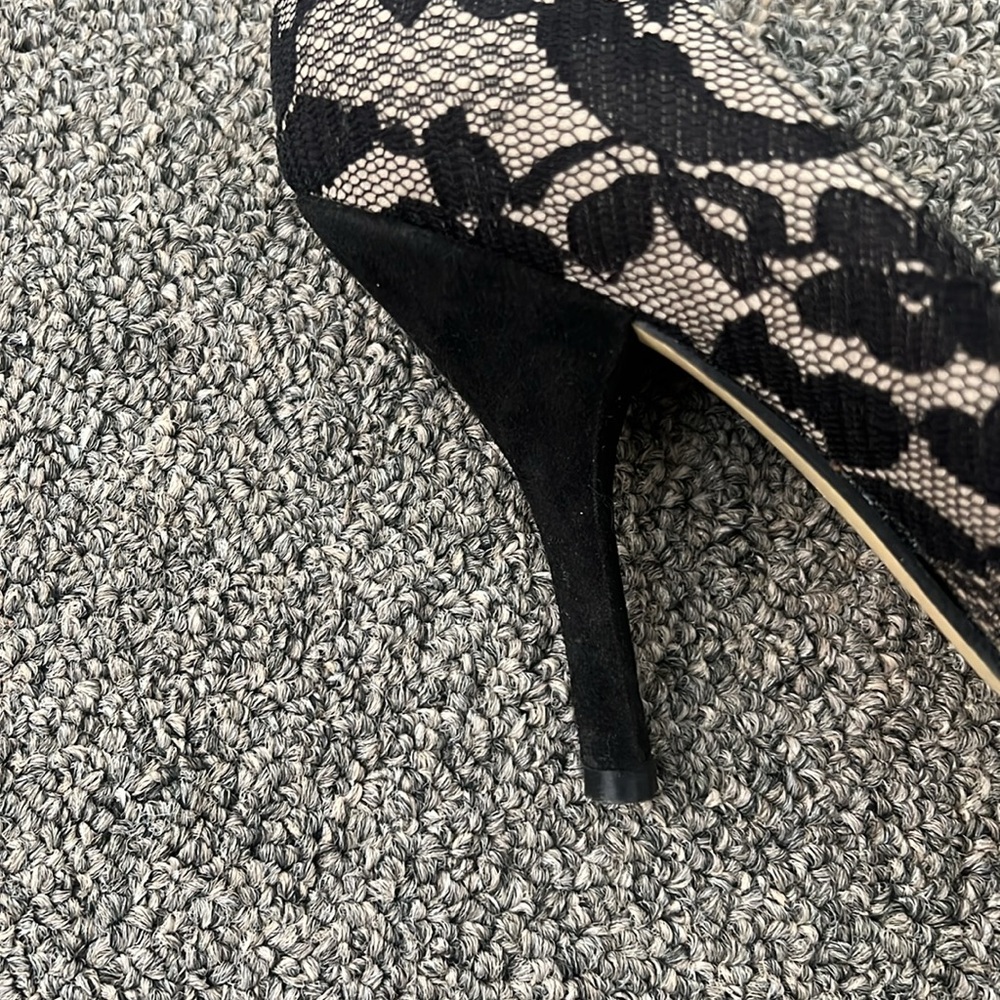 Heels - Picture 8 of 9